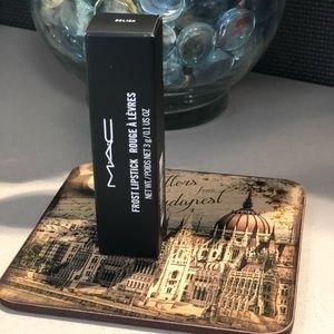 MAC Cosmetics Frost Lipstick